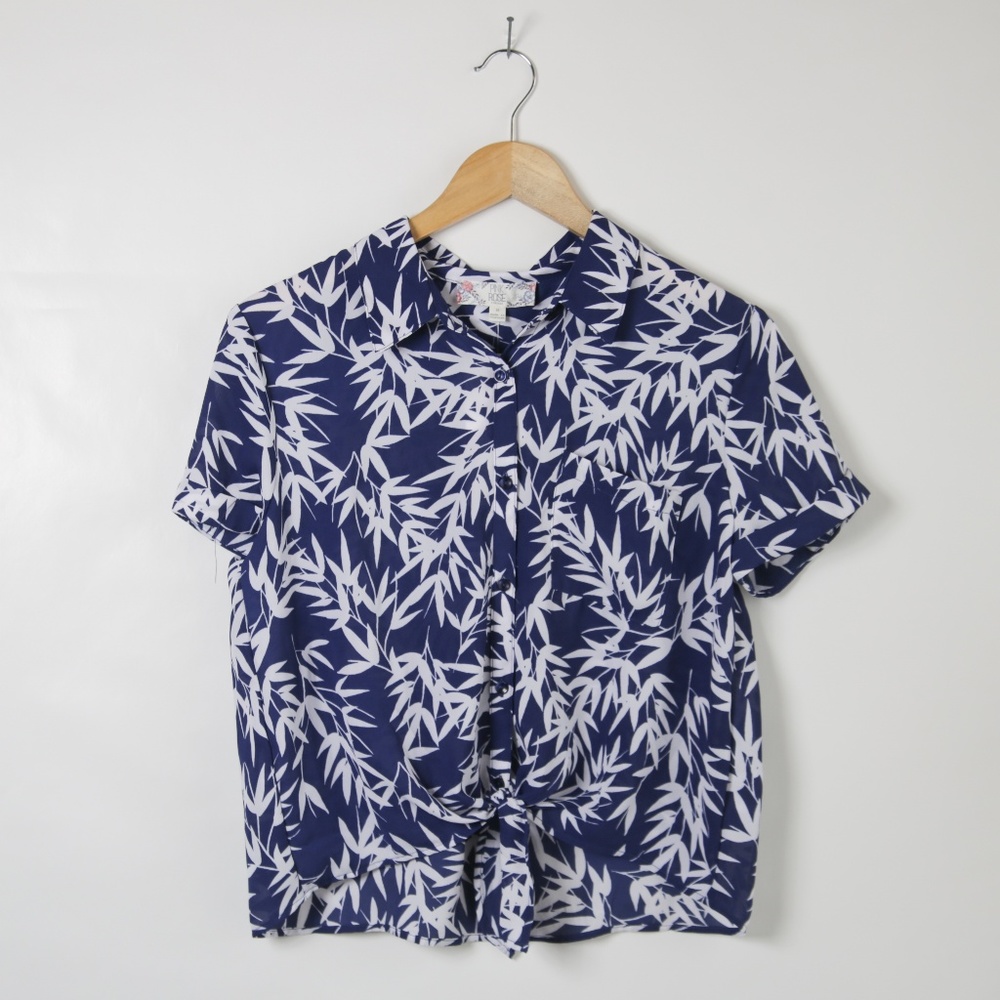 NWT Navy Palm Print Crop Top